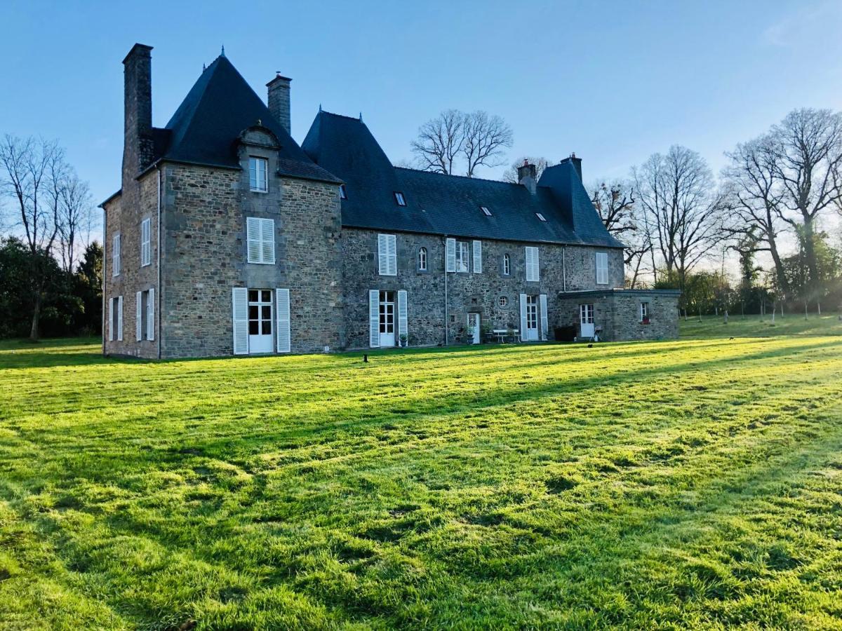 Chambres d'hôtes Château de La Croix Chemin Saint-Leger-des-Pres Exterior foto