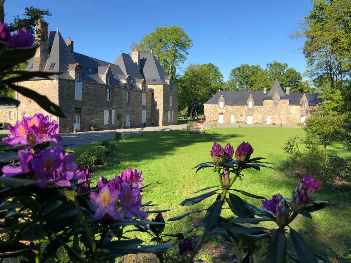 Chambres d'hôtes Château de La Croix Chemin Saint-Leger-des-Pres Exterior foto